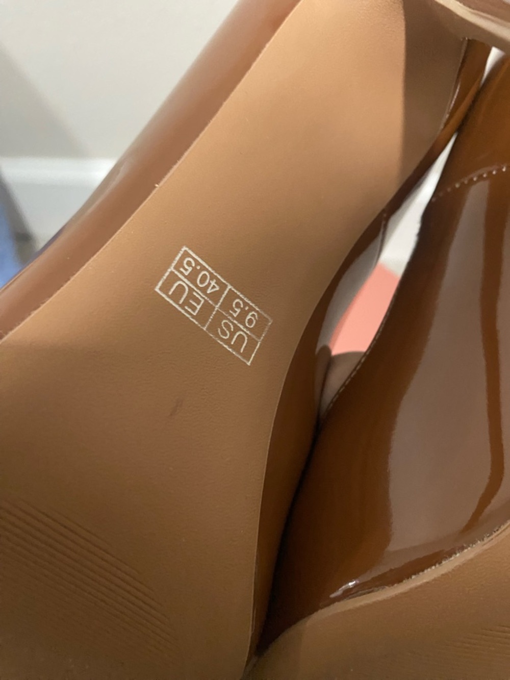 Classic Pointed-Toe Patent High Heel Pumps in Brown - Picture 6 of 6